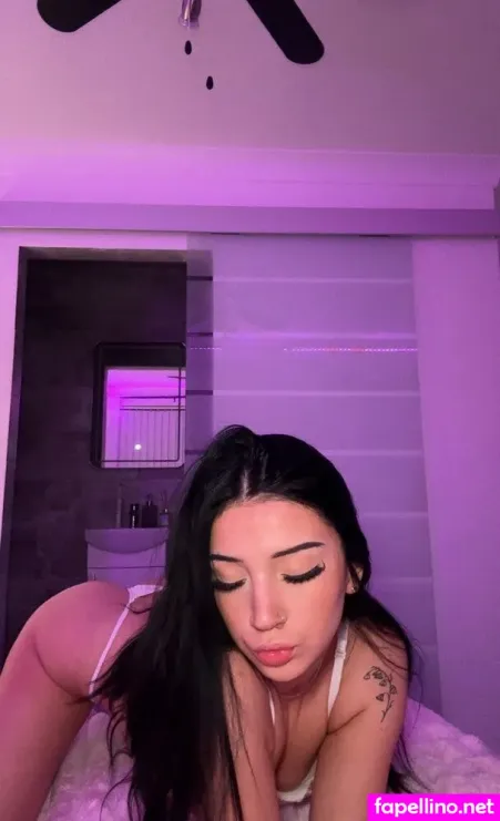Lottielux 1 OnlyFans Thumbnail #b8seIgXxR4