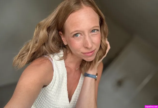 Lottieonlyfans OnlyFans Thumbnail #CeMWmfJmLM