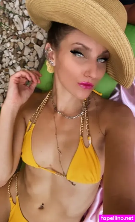 Lotusladytroupe OnlyFans Thumbnail #QxjqefKMwA