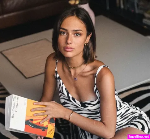 Lou Ann Vecchia 8 OnlyFans Thumbnail #4OUBgRk5NK