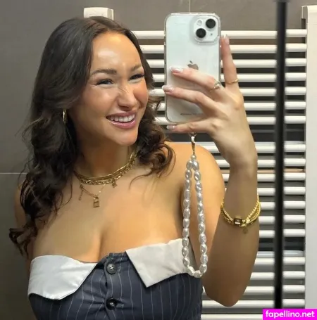 Lou Ap OnlyFans Thumbnail #NK46uqGbJK