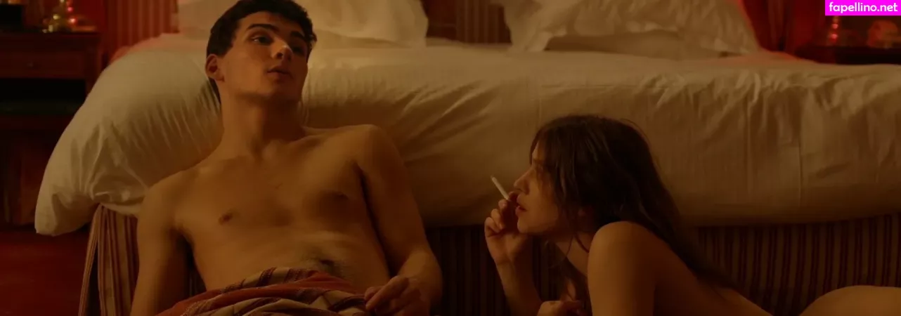 Lou De Laage OnlyFans Thumbnail #2rsDDbggfl