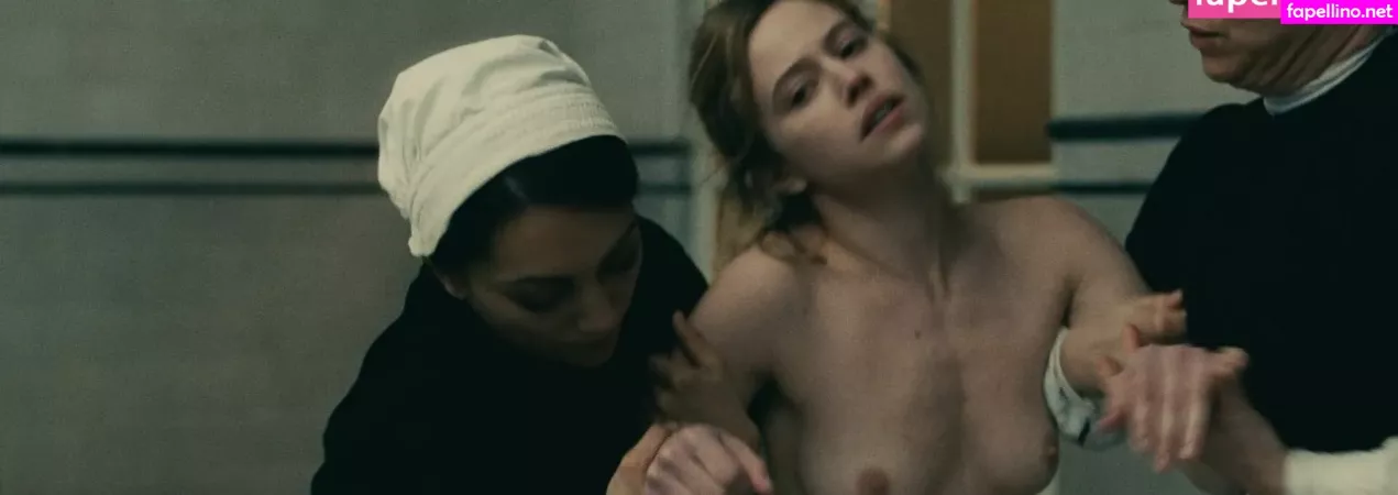 Lou De Laage OnlyFans Thumbnail #nS9ZKUSPbF