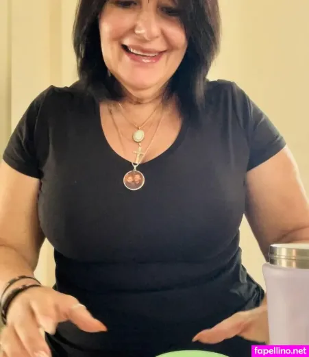 Lou M Bondi OnlyFans Thumbnail #I01mlwbKW9