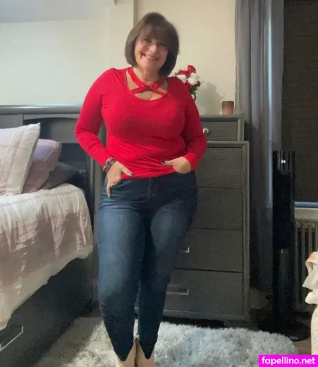 Lou M Bondi OnlyFans Thumbnail #MOrEeoDc2G