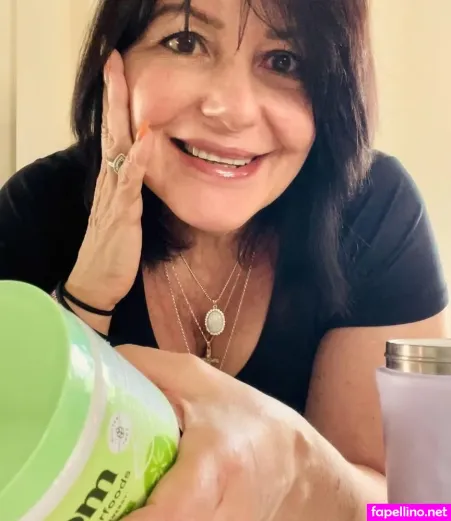 Lou M Bondi OnlyFans Thumbnail #Rr946CTeAz