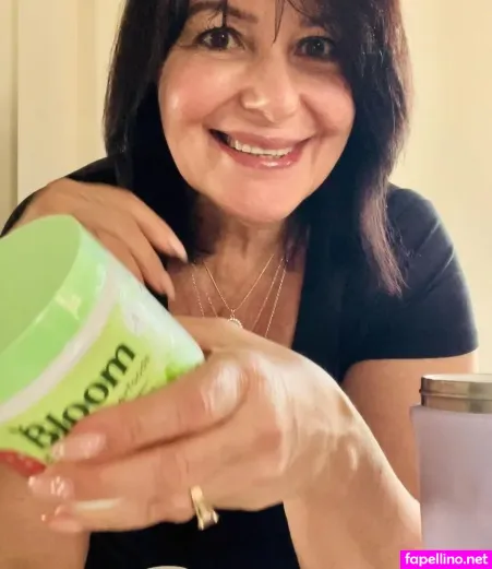 Lou M Bondi OnlyFans Thumbnail #eXp2el0xtk