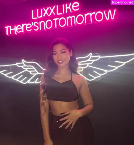 Louaira OnlyFans Thumbnail #1OJFpbCMXa