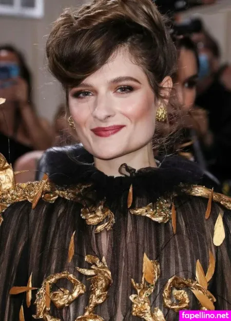 Louisa Jacobson OnlyFans Thumbnail #yxfxrJ5BAj