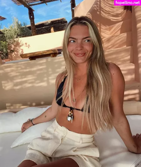 Louisa Johnson OnlyFans Thumbnail #hkOuG2nN4y