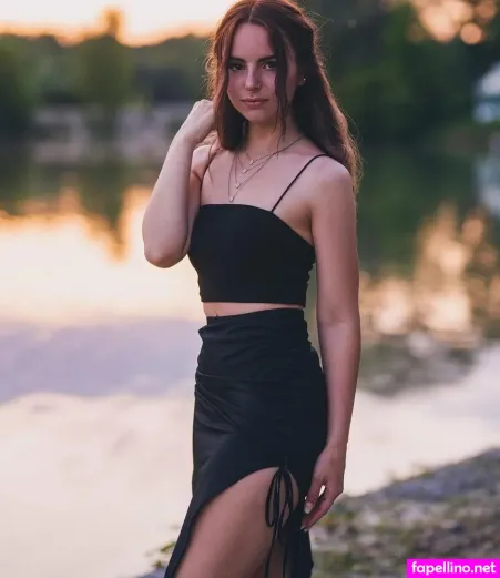 Louisa Paskert OnlyFans Thumbnail #6PYuuKxdND