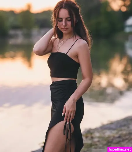 Louisa Paskert OnlyFans Thumbnail #GqtZFvKYiR