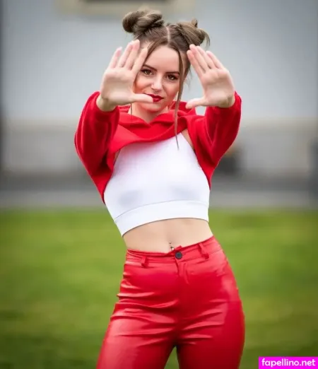 Louisa Paskert OnlyFans Thumbnail #cR0mKeP2Lt