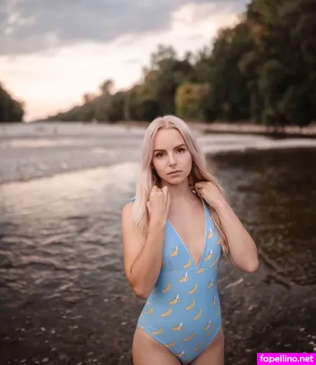 Louisa Paskert OnlyFans Thumbnail #zmxJCvo954