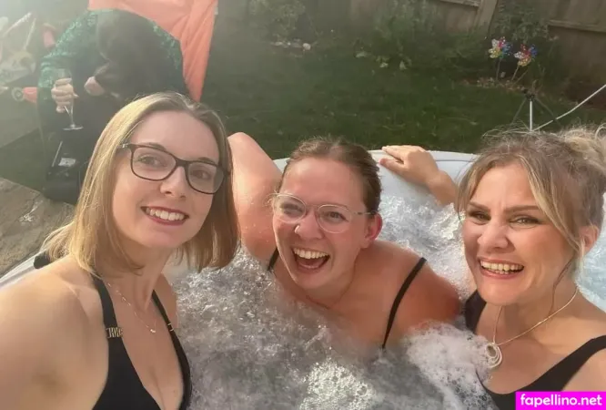 Louisa Willcox OnlyFans Thumbnail #6biwiGcchY