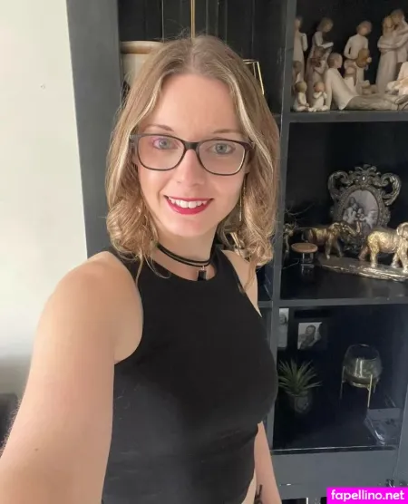 Louisa Willcox OnlyFans Thumbnail #9tyk9Ndgu3