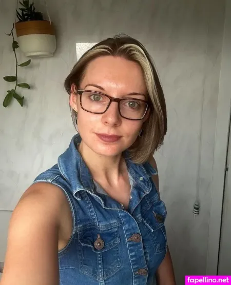 Louisa Willcox OnlyFans Thumbnail #IP6WWcBG6i