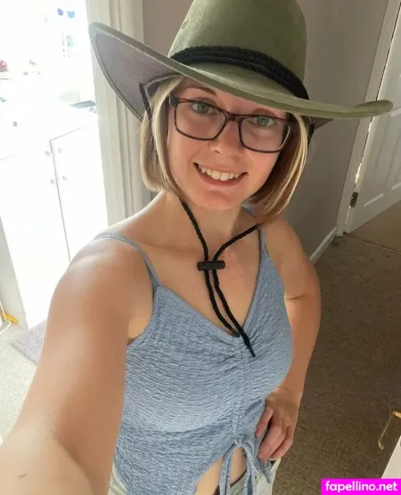 Louisa Willcox OnlyFans Thumbnail #g1aY1RkM1c