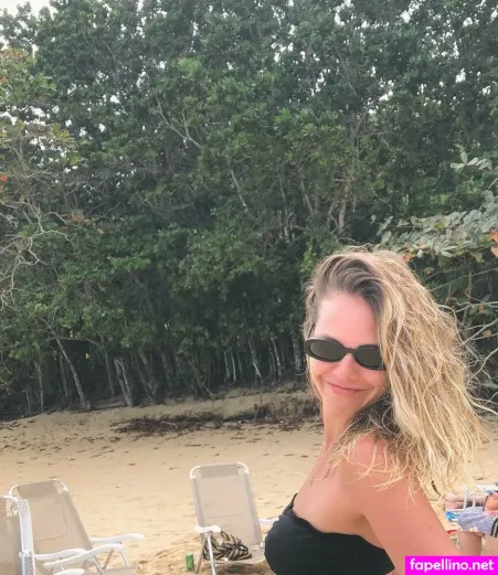 Louise D Tuani OnlyFans Thumbnail #b61FAaeztS