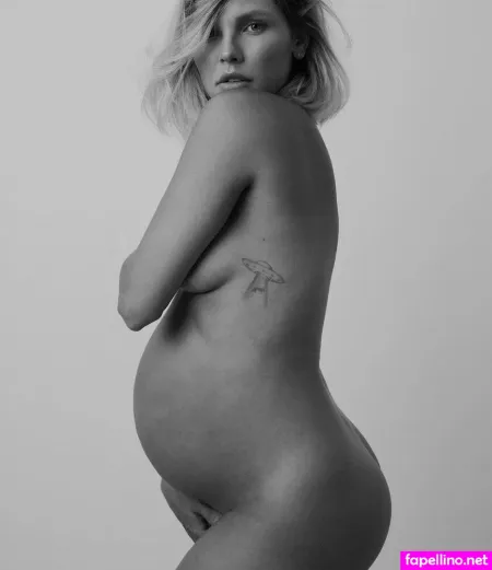 Louise D Tuani OnlyFans Thumbnail #xVIzj103sb