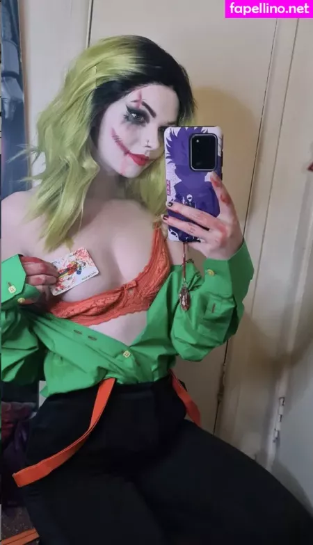 Louise Julie OnlyFans Thumbnail #7hbNQHax23