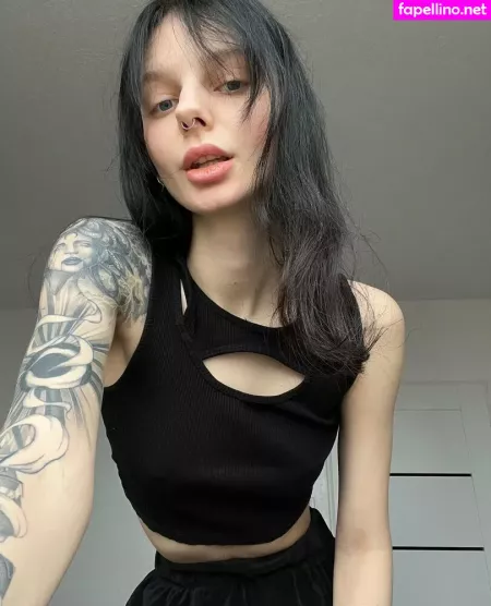 Louise Lulu OnlyFans Thumbnail #4m4hXefmME