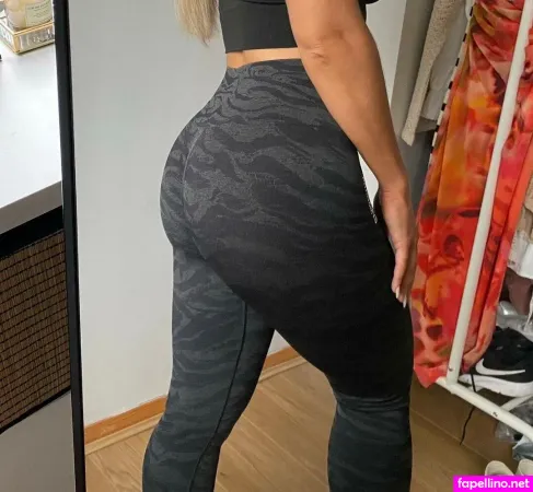 Louise Richardson OnlyFans Thumbnail #SD3xPtDFjJ