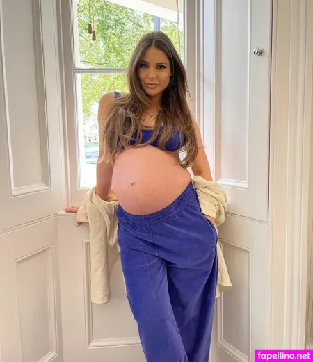 Louise Thompson OnlyFans Thumbnail #NEhFuadS18