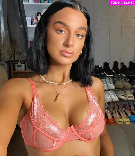 Louiseereid OnlyFans Thumbnail #IBXud0H8yM