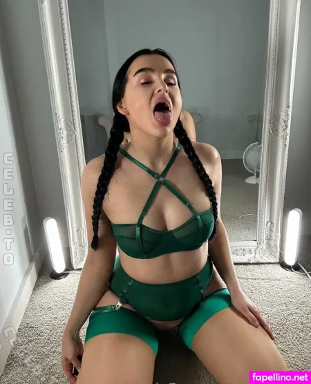 Louiseion 8 OnlyFans Thumbnail #y6QvoZRFVW