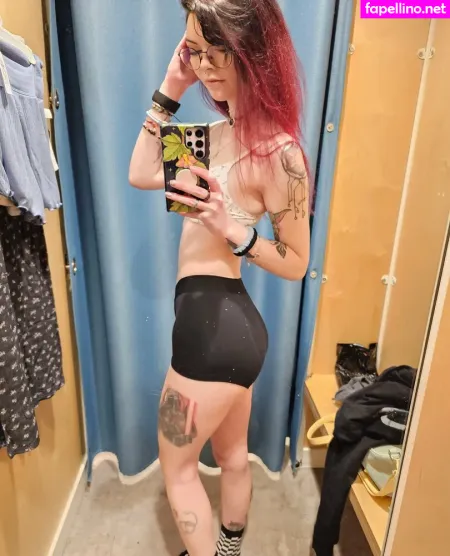 Louisejulie OnlyFans Thumbnail #NIPHllzcE1