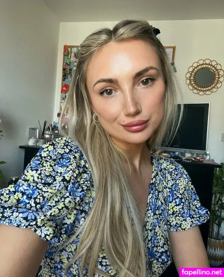 Louisezus 3 OnlyFans Thumbnail #LcvYuuRHvH