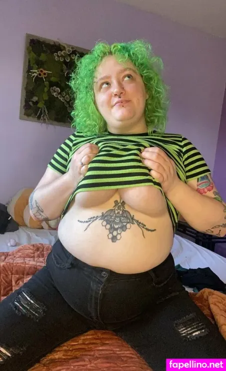 Louloukazo0 OnlyFans Thumbnail #CjjWS0oBoy