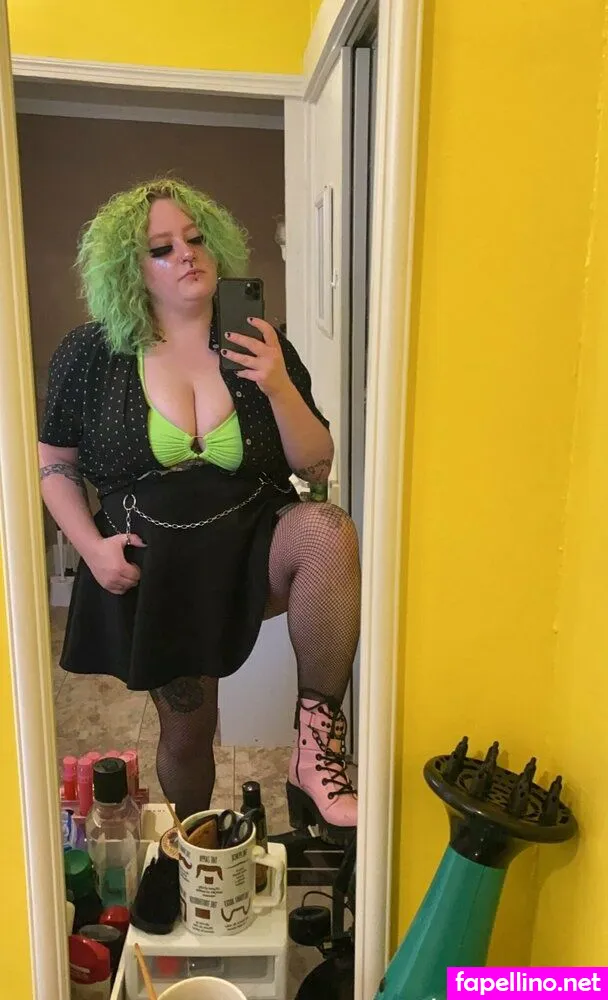 louloukazo0 Nude Leaked OnlyFans Photo #P24JchC2Kh