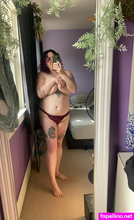 Louloukazo0 OnlyFans Thumbnail #UtvOvghBBS