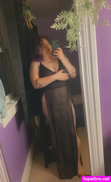 Louloukazo0 OnlyFans Thumbnail #V8kn1e5yxF