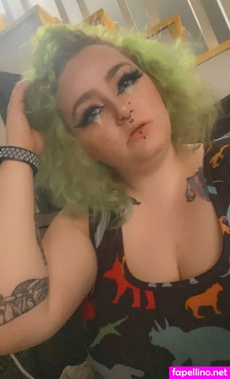 Louloukazo0 OnlyFans Thumbnail #WB1A09RjAu