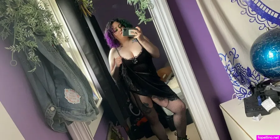 Louloukazo0 OnlyFans Thumbnail #h2T1swbn5N