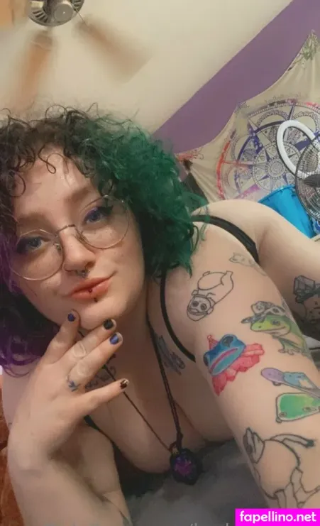 Louloukazo0 OnlyFans Thumbnail #z20yrwICzR