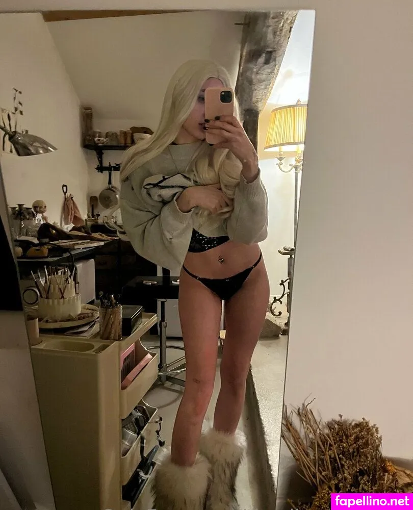 de4dlamb, thesilentgirlcries Nude Leaked OnlyFans Photo #6NQqCffsOK