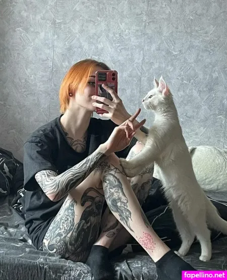 Louna Cerberus OnlyFans Thumbnail #32g1Gqql8t
