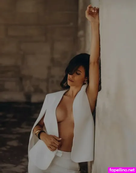 Louna OnlyFans Thumbnail #c1c7dW5NvG