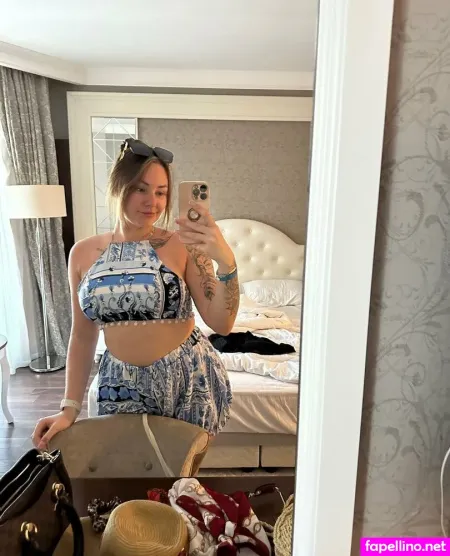 Lounalabelle OnlyFans Thumbnail #dKAdXMYWe8