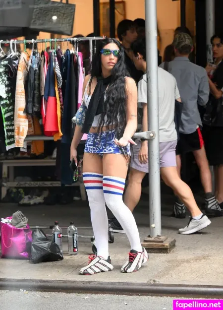Lourdes Maria Ciccone Leon OnlyFans Thumbnail #15tPQ9ats8