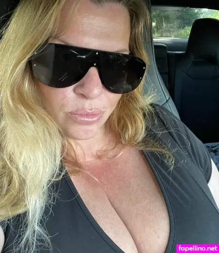 Louslovelyls OnlyFans Thumbnail #HmERwl3tKu