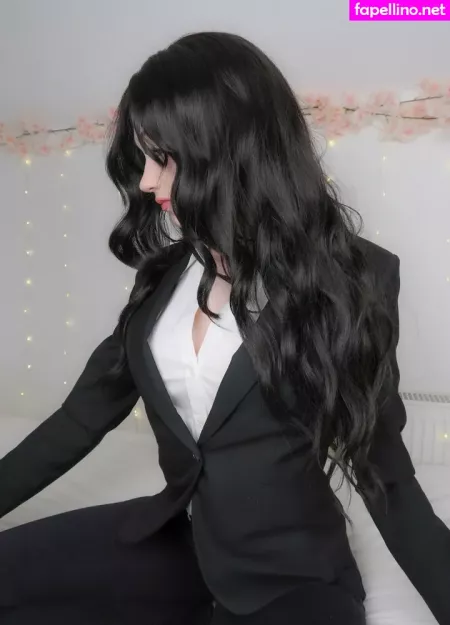 Louvrissa OnlyFans Thumbnail #EuLirMfu3u