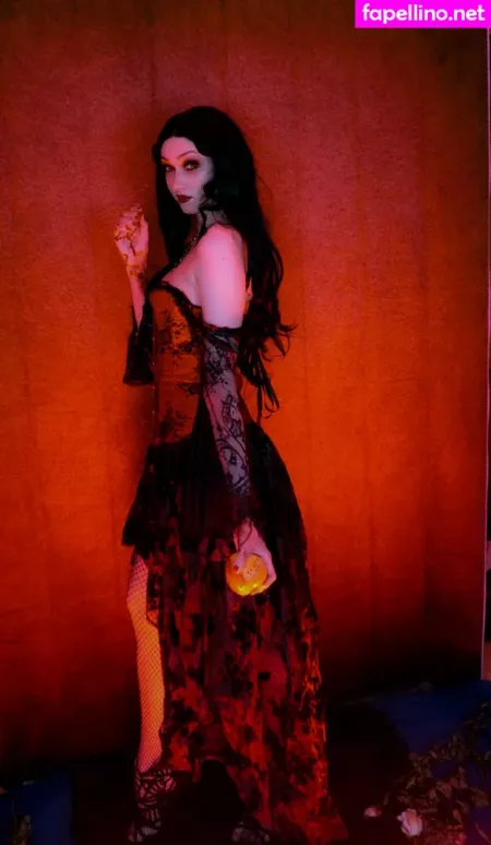 Louvrissa OnlyFans Thumbnail #Lj5pxLOnGk