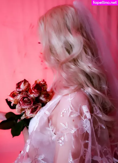 Louvrissa OnlyFans Thumbnail #zDZvpt5s5z