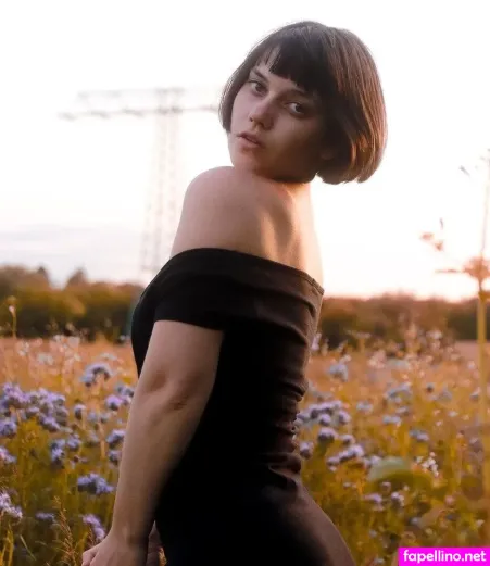 Lov E Lena OnlyFans Thumbnail #WPhATH6ujx