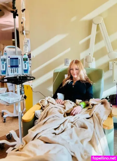 Lov3lyluna00 OnlyFans Thumbnail #JjslhWIzar